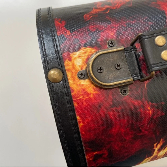 The Hunger Games Mockingjay Treasure Box Storage Chest Collector’s Item - Picture 10 of 15